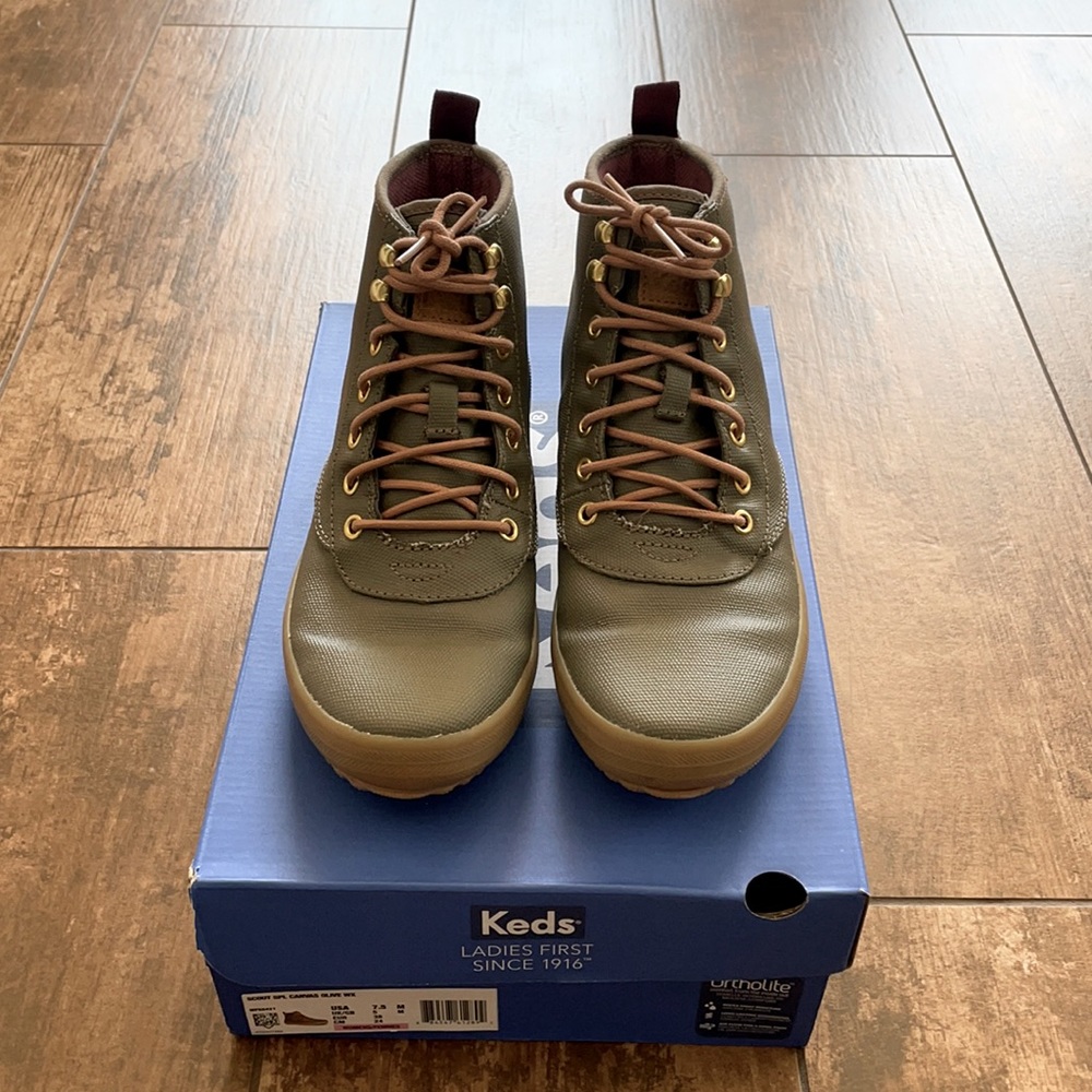 KEDS Scout Water-Resistant Olive Rain Bootie 7.5 M